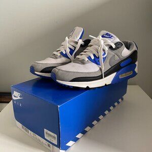 Nike Air Max 90 Appears in "Hyper Royal"